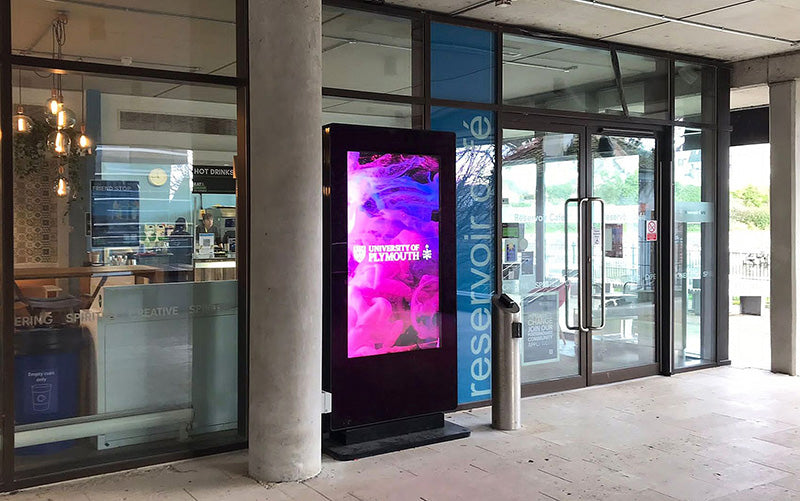 55" FREESTANDING OUTDOOR DIGITAL POSTER